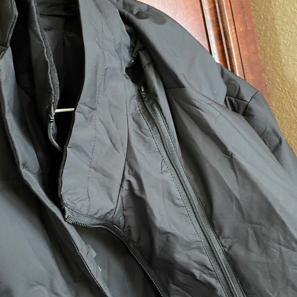 Men's Black Quilted Jacket - Picture 4 of 7